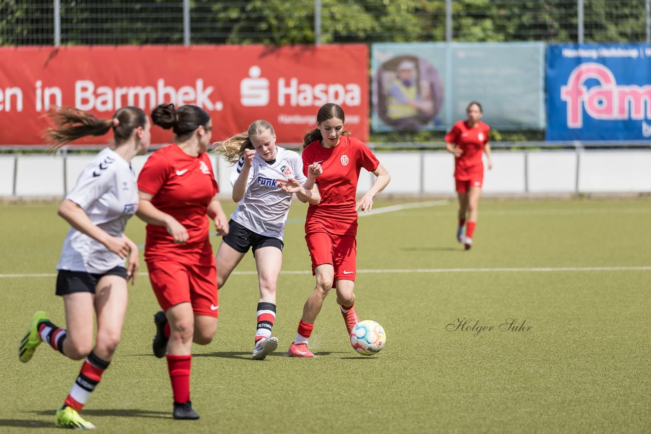 Bild 159 - wCJ Ballfreunde Pokal Finale  Altona 93 - Eimsbuetteler TV : Ergebnis: 0:2